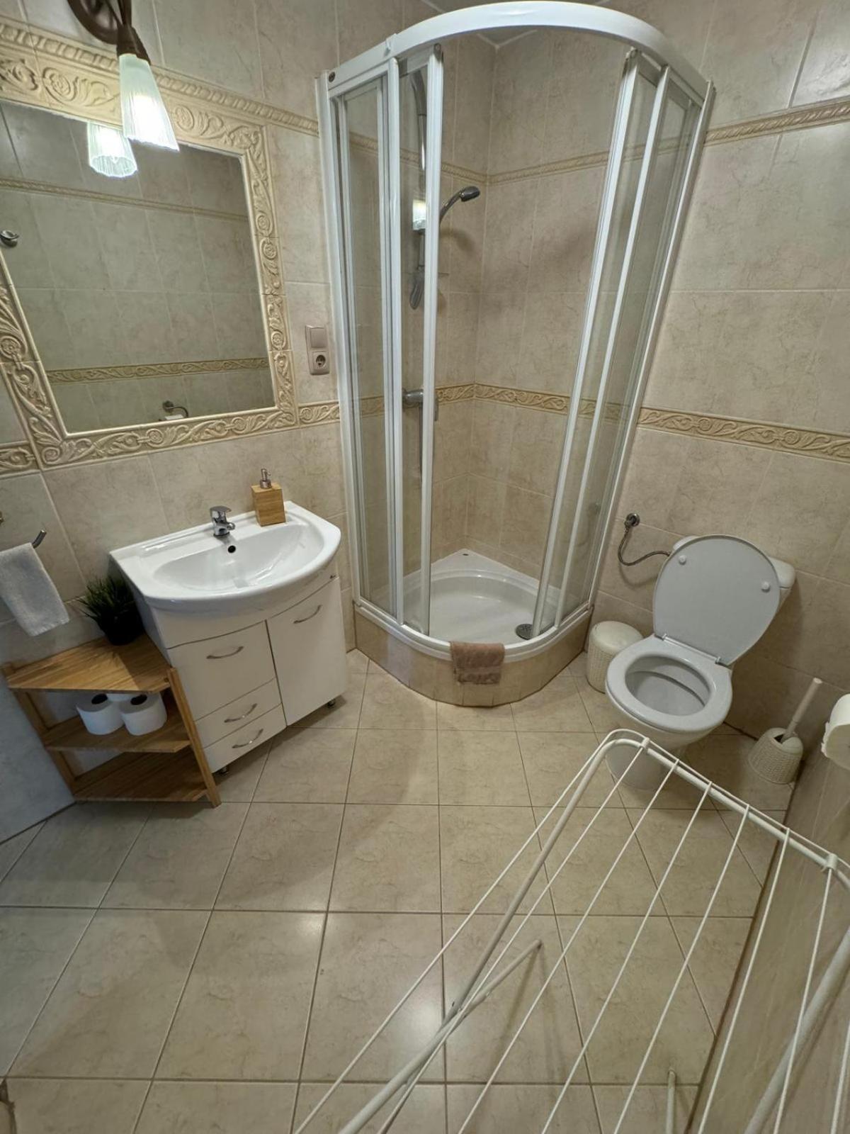 Apartment I